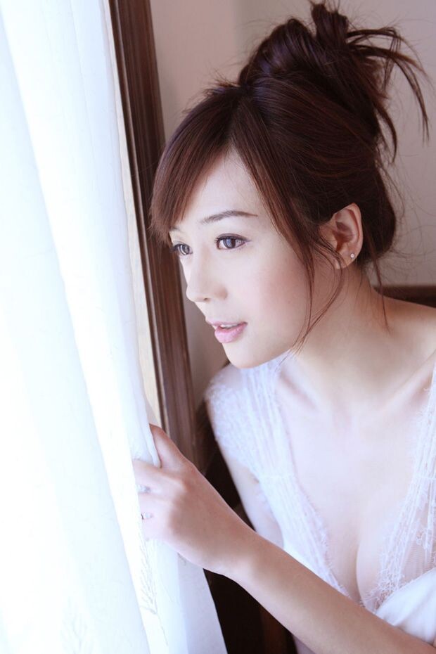 性感美女周偉童最新高清寫真[24P]