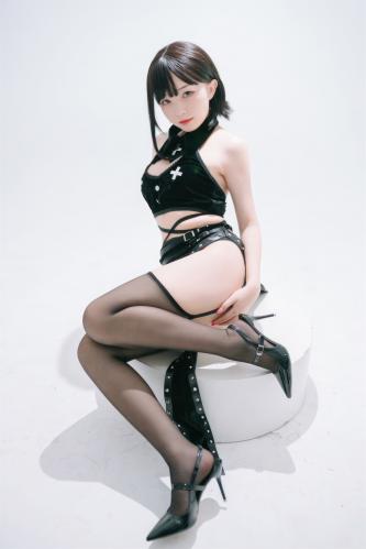 [Cosplay] 花铃 吊带袜修女