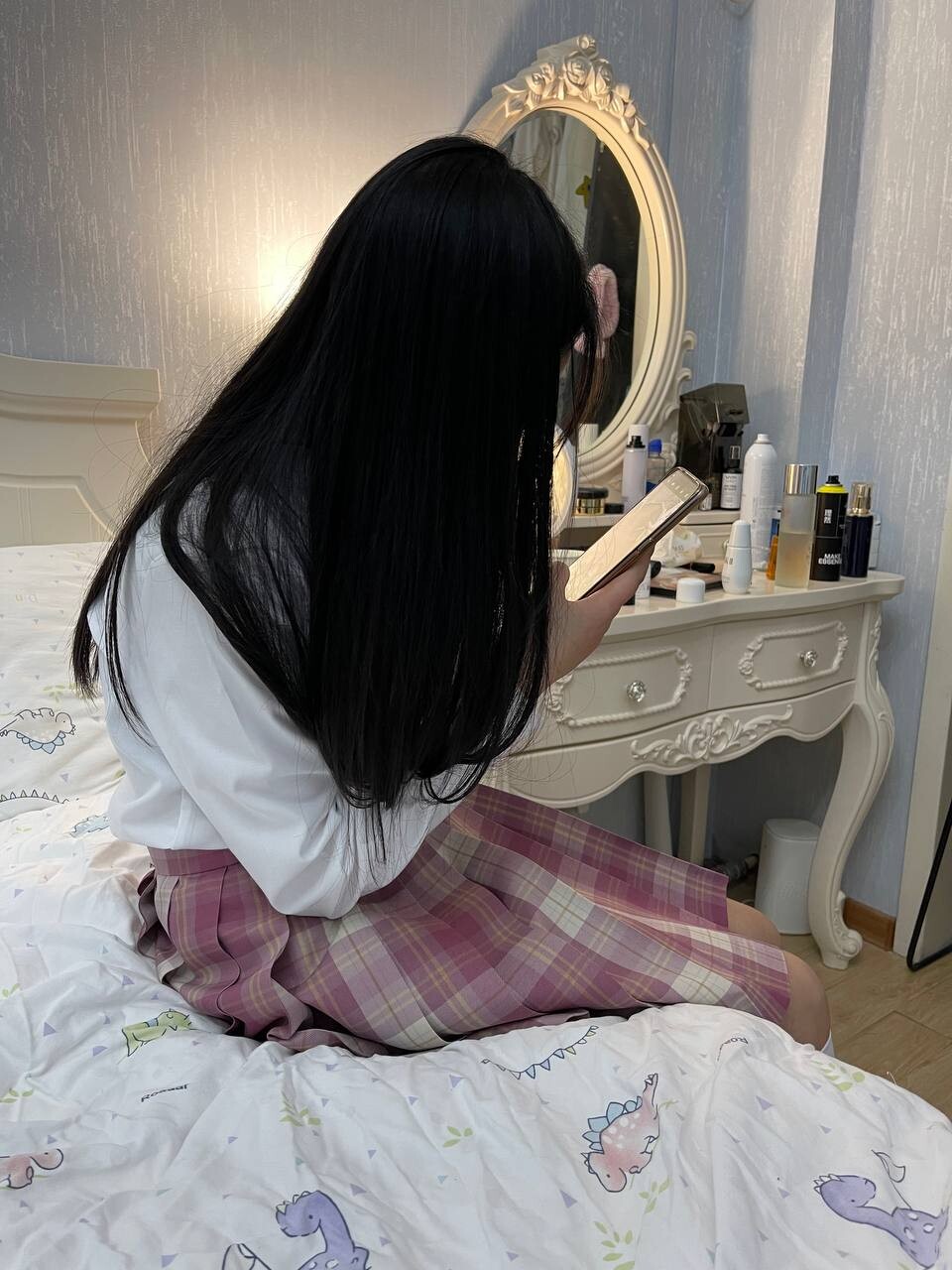 冰清玉潔的雪蓮花女孩慘被黃毛少年下迷藥⭐毫無憐香惜玉魔爪肆意揉虐⭐粉嫩私處慘遭猛烈抽插[MP4/357MB]