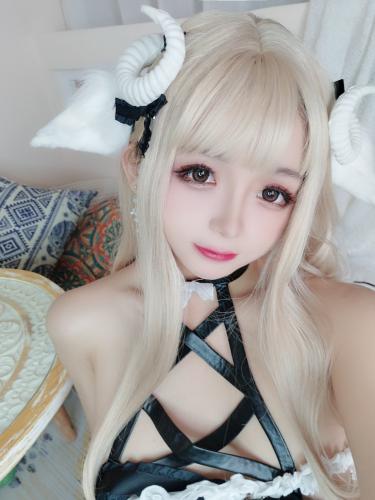 [Cosplay] 日奈娇 白小绵羊