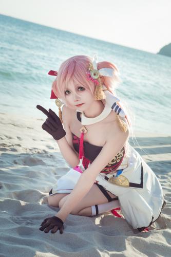 [Cosplay] 艾西aiwest 原神烟绯 花鸟与情