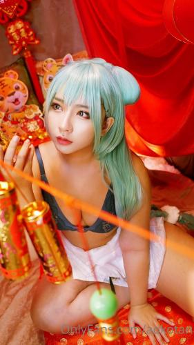 [Cosplay] Aokotan – Miku china dress