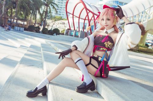 [Cosplay] Aiwest 艾西 – Birds and Love 花鸟与情