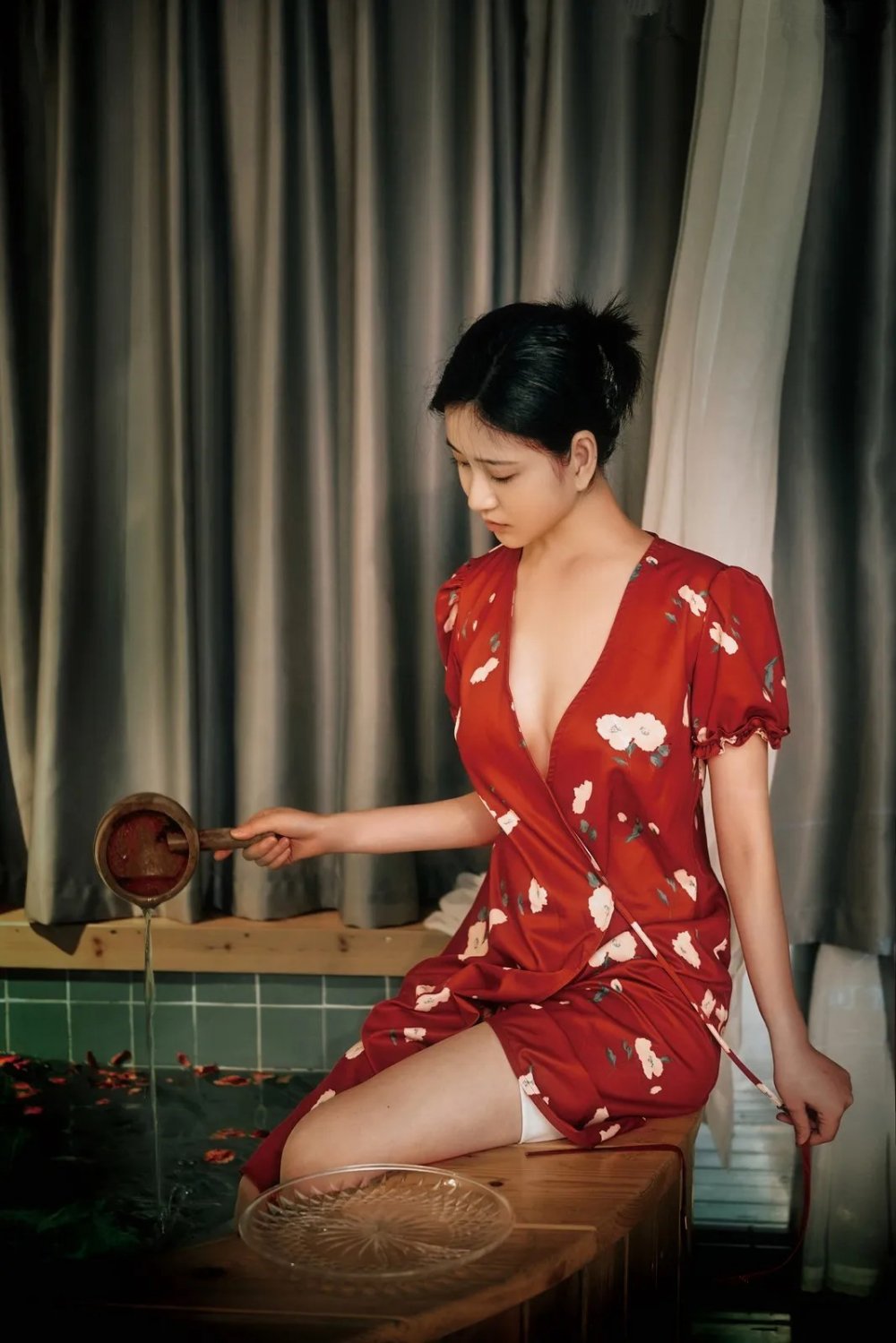 美女洗澡 [29P]