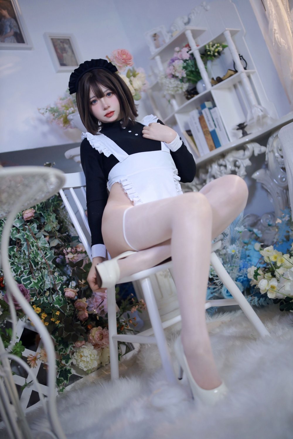 瘋貓ss 少女衣櫥 連體女僕裝 [45P]