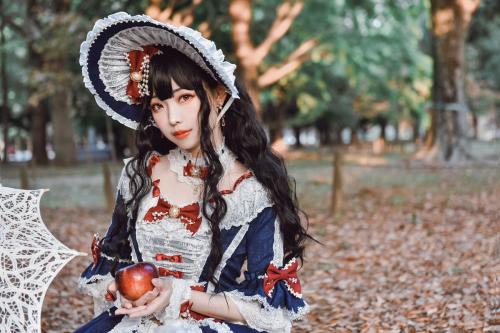 [Cosplay] Ely – Snow White