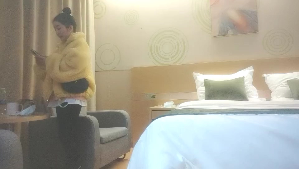 小黑鴨尋歡 約啪知性禦姐，妝容精緻口活更細緻，床上暴操