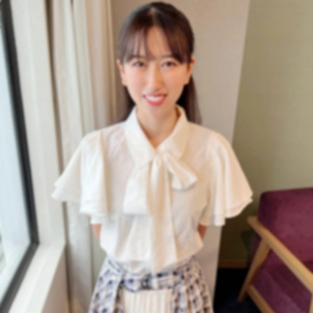 FC2-PPV-4575756 有名學習塾講師のインテリ美女 【高清無碼】