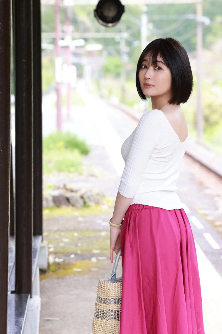 端莊少婦[45P]