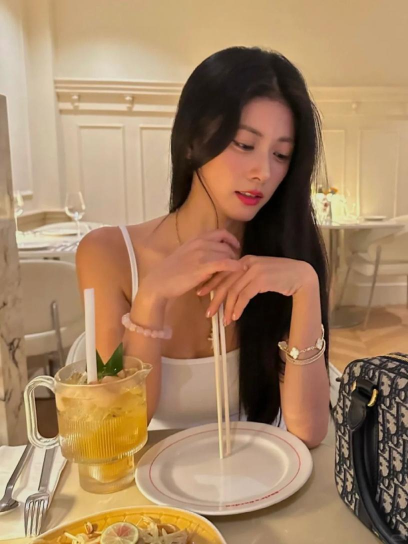 靚女呀四[21P]