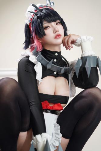 [Cosplay] 狐洛洛子 – 鲨鱼妹 女仆