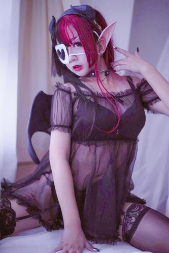 [Cosplay] Rinaijiao 日奈娇 – Red Family 红色使魔