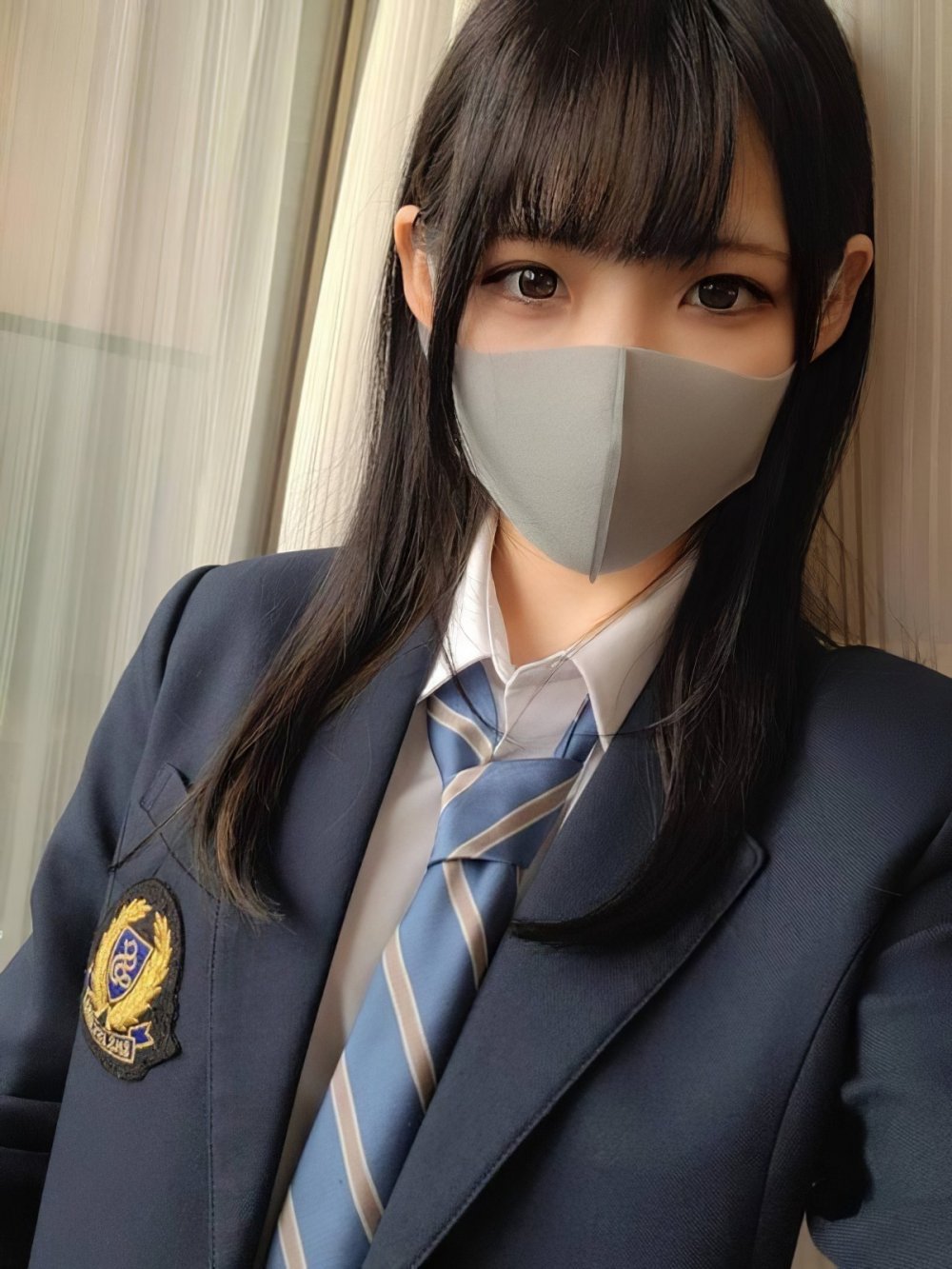 新FC2PPV 4579041 G罩杯黑髮美女第一次私密視頻流出