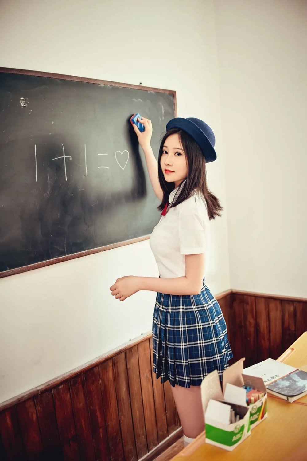 美女教師 [23P]