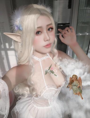 [Cosplay] Yixiao 一笑芳香沁 – Girl and Flowers 少女与花