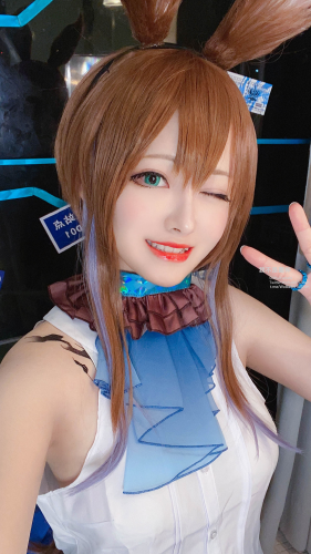 [Cosplay] COS妹子Arty亞緹 – 自拍