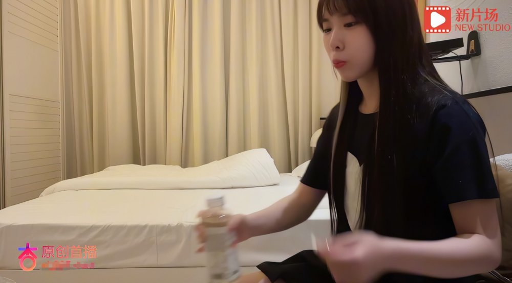 【增強字幕版】大熊探花-3000約的貼心大長腿，把月經搞出來了妹子說她很自責，黑長直大長髮 初戀型小姐姐
