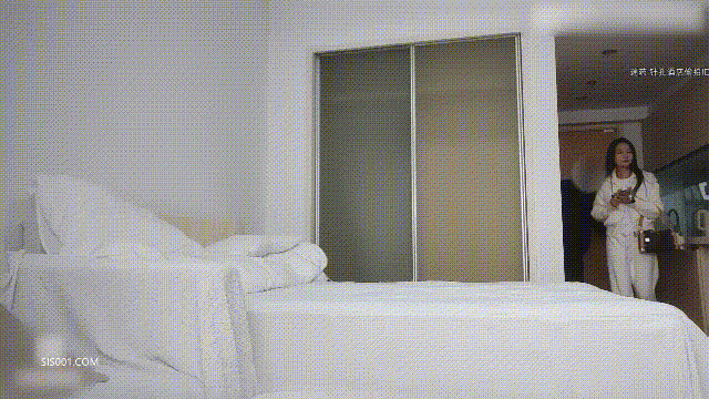 大神闢帝探花約炮模特身材豐潤禦姐欲壑難填騷逼磨腿深喉吞槍淫水流滿床單呻吟刺激