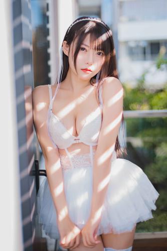 香草喵露露 – NO.040 杨枝甘露 白色纱裙 [48P1V-1.22GB]