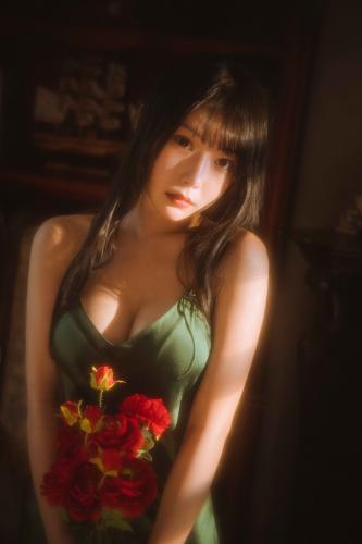 香草喵露露 – NO.045 杨枝甘露 绿色连衣裙 [45P1V-1.19GB]