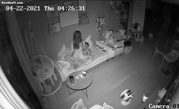 【破解攝像頭】極品少婦女上位瘋狂扭動完成取精