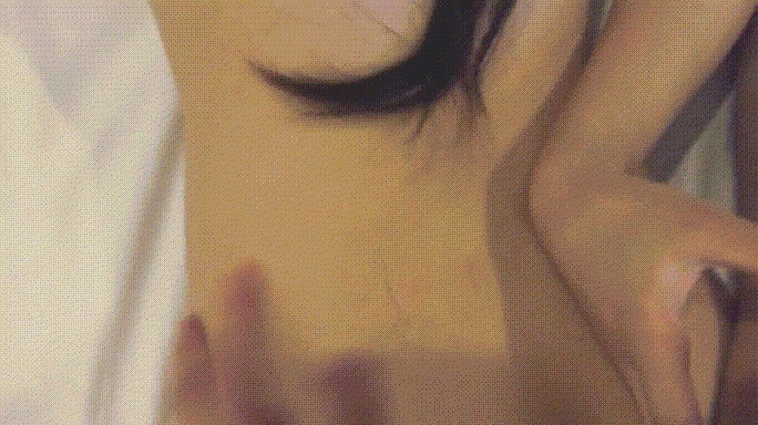 小夥酒店約炮小女友嘗試操她的屁眼「好疼」完美露臉