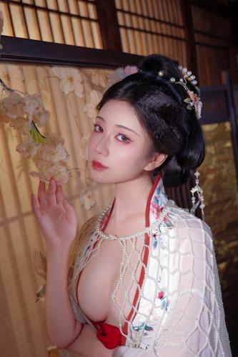 [Cosplay] 年年 – 广寒宫 [80P-686.24MB]