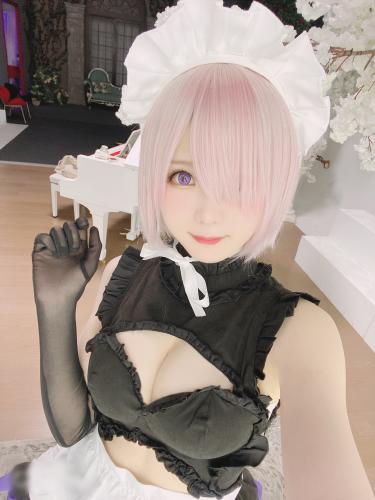 [Cosplay] 霜月shimo – NO.011 玛修女仆 [14P-131MB]