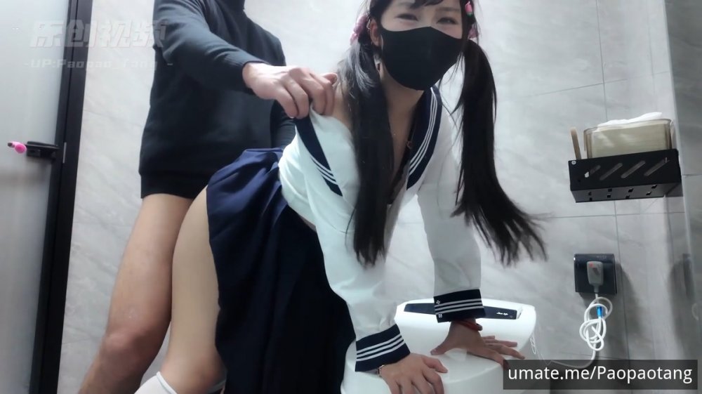 ⚫️ 【美少女嫩妹】，人氣博主【泡泡糖】最新付費劇情《老師》，若清的小穴快要被她的老師操壞了[MP4/1440MB]