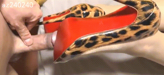 綠帽奴真實獻妻❤️老公你的同事很猛嘛