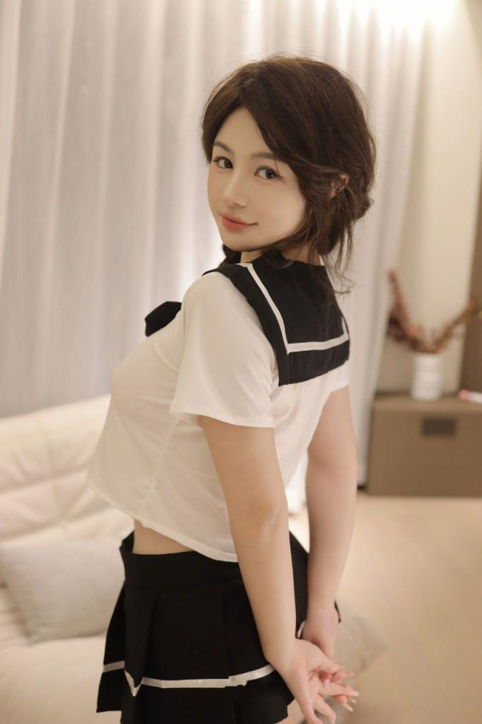 清純大奶[32P]