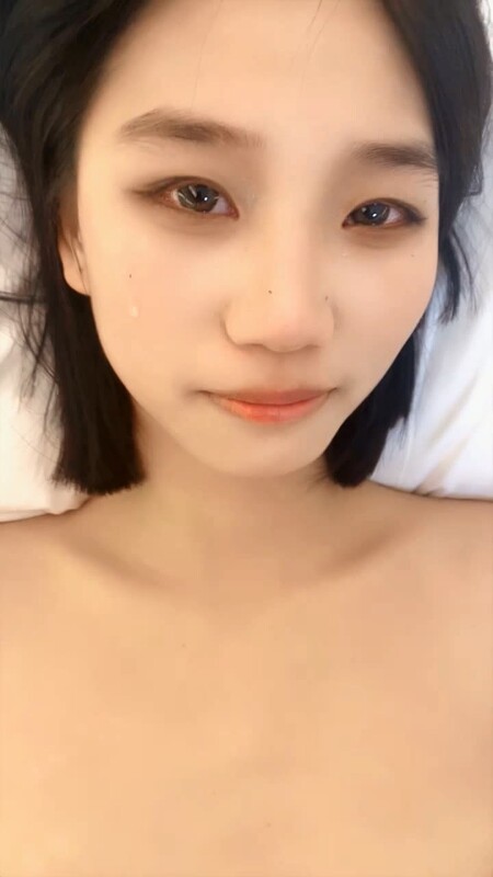 性感小野貓全程露臉乖巧聽話跟小哥酒店激情啪啪深喉草嘴笑起來好迷人激情上位無套抽插直接內射中出
