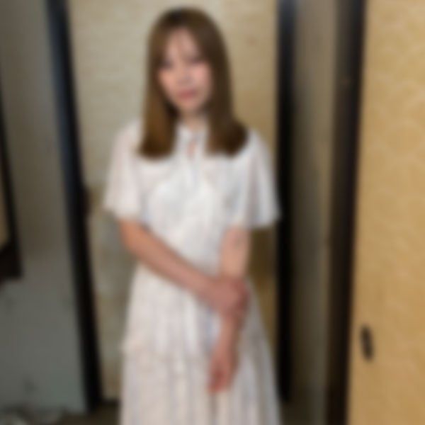 FC2-PPV-4751119 見た目はエステとか美 【高清無碼】