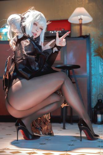 [Cosplay] Banbanko 半半子 – Nikke Blaner NIKKE布蘭兒
