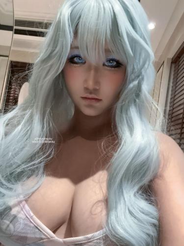[Cosplay] 贝贝琪Becky – 蓝白条纹