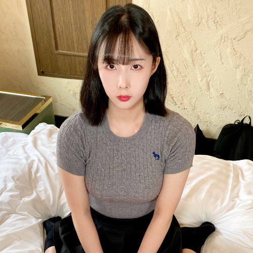 FC2-PPV-4772206 高身長韓系美女翹著美臀讓我狂插射進去（無碼FHD）