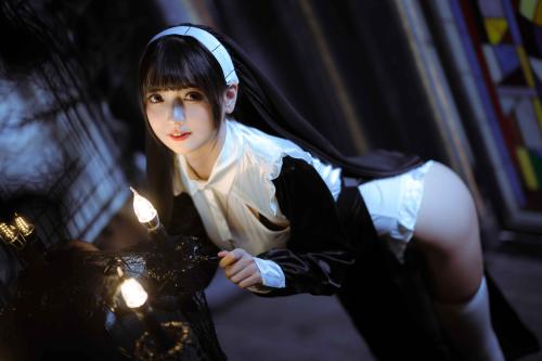 [Cosplay] Kyokyo沉迷汉堡王(陆卿卿) 修女 [16P-209MB]