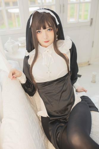 [Cosplay] 51酱 修女 [24P-238MB]