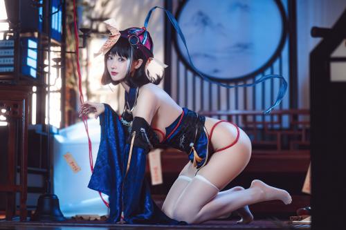[Cosplay] 羽生三未 华甲欢庆僵尸三未 [30P-202MB]