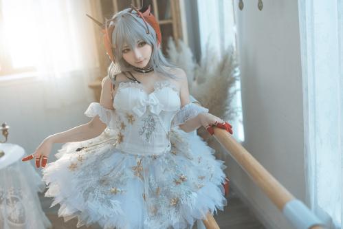 [Cosplay] 是三不是世w 明日方舟 W 芭蕾 [27P-190MB]