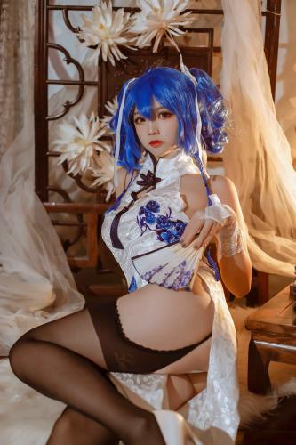 [Cosplay] 二佐Nisa 碧蓝航线 圣路易斯 春之华 [29P-527MB]
