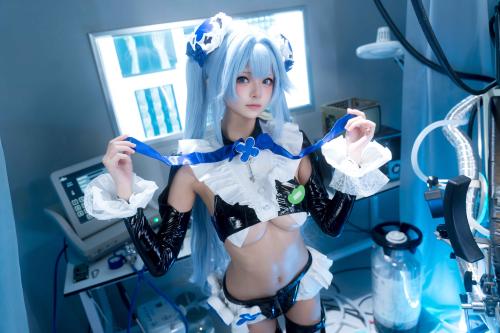 [Cosplay] 九柒喵 Nikke胜利女神 汉赛尔 [38P-324MB]