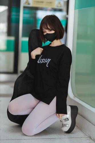[Cosplay] 洛桑w伊梓 升玖老师-地铁吉他[26P-276.3M]