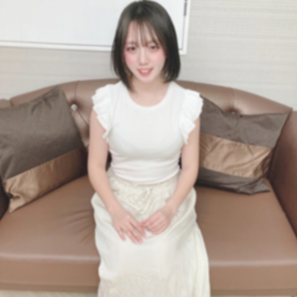 新FC2PPV 4684796 美女主播18歲白皙裸體，慾望宣洩的真實影像