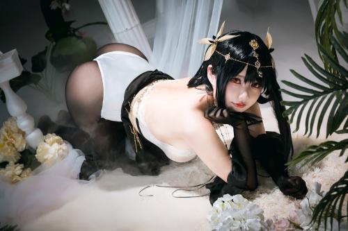 [Cosplay] 是一只熊仔吗 镇海 [40P-97MB]