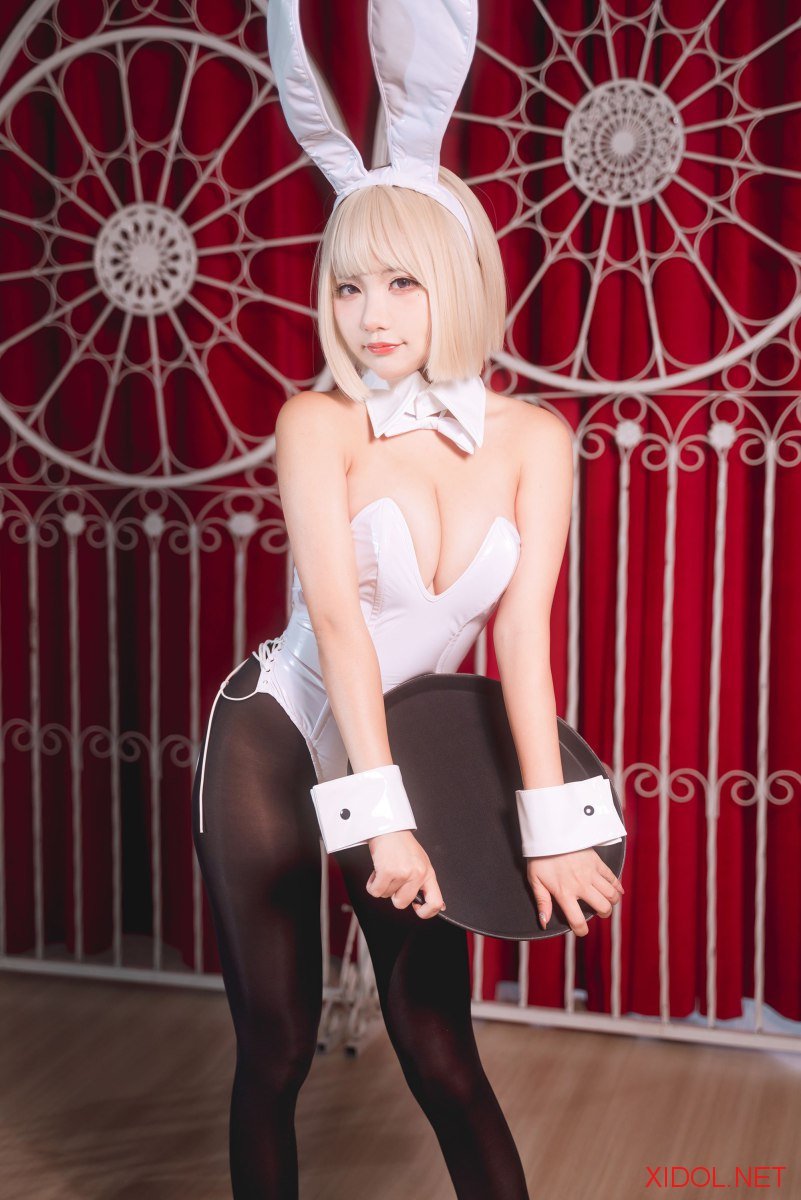 [Cosplay] 是一只熊仔吗 小兔时间 [40P-112MB]