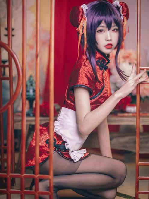 “霞之丘詩羽”，魅惑紅旗袍 [21P]