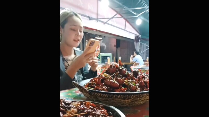 花臂女跟男友的酒店甜蜜時光 常規情侶做愛流程 感情不錯互相滿足伺候對方叫聲超大-1
