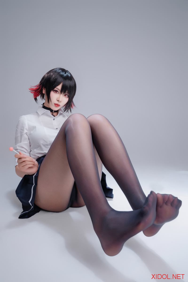 [Cosplay] 轩萧学姐 鲨鱼妹JK [100P1V-605MB]