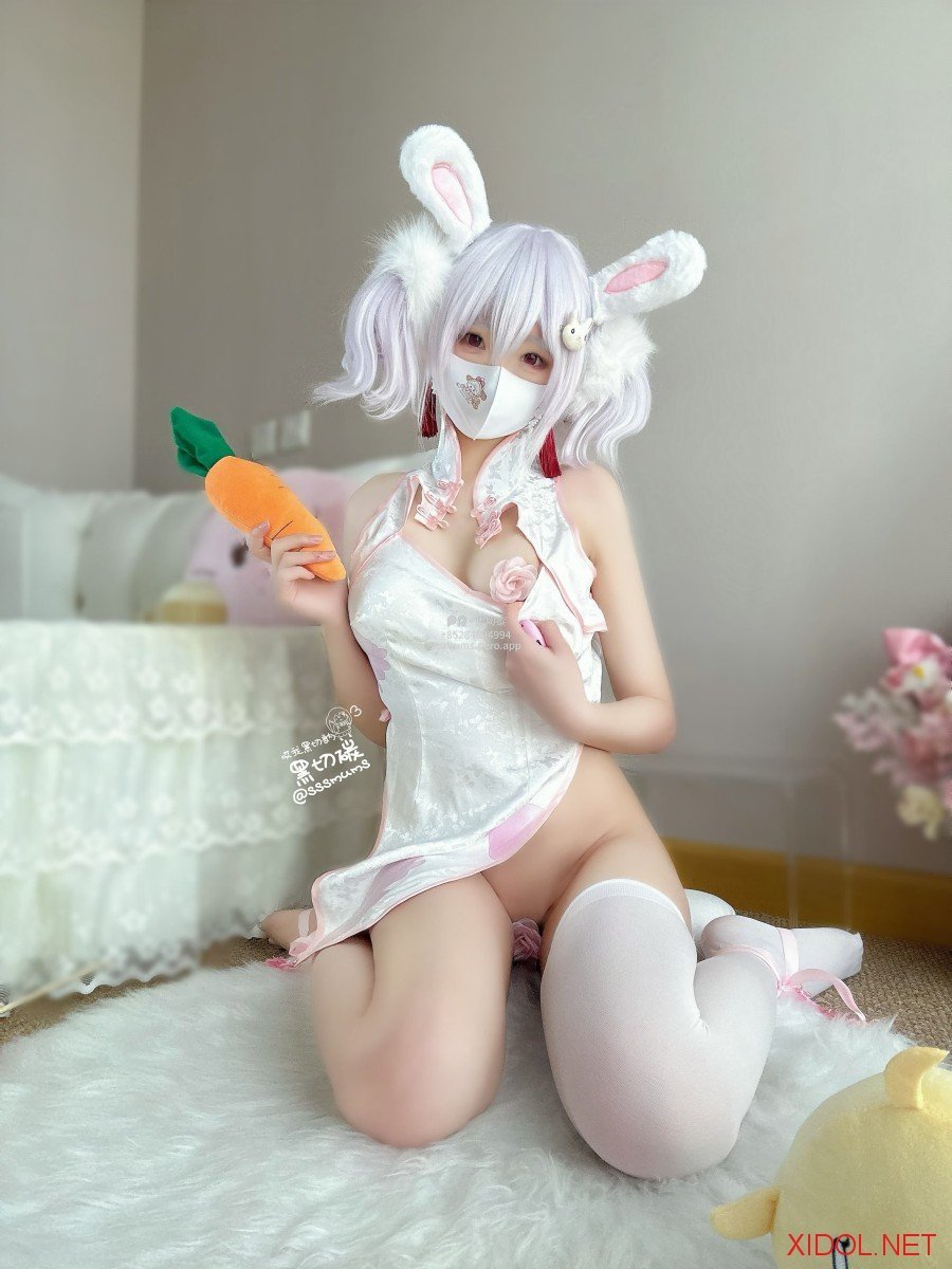 [Cosplay] 曲奇软fufu – 拉菲兔兔旗袍